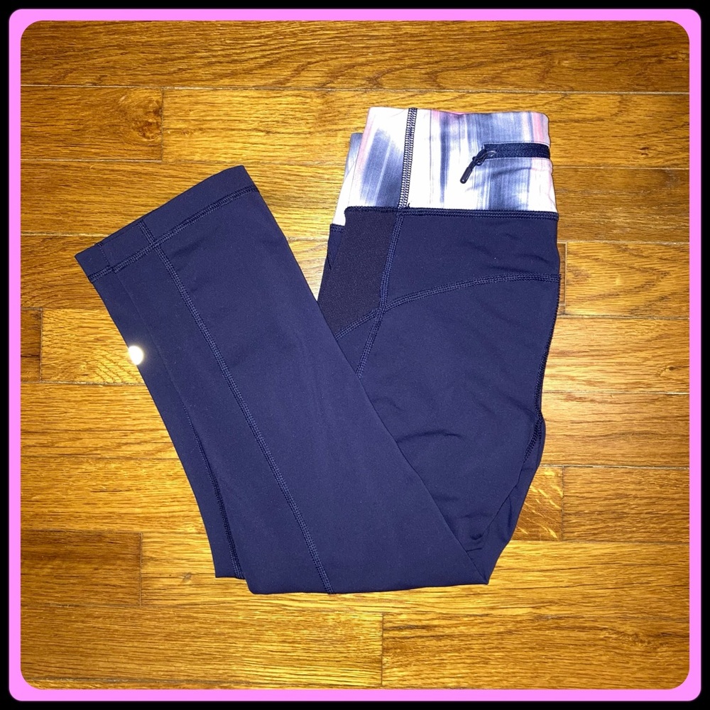 Lululemon cropped workout pants/leggings - Picture 4 of 9